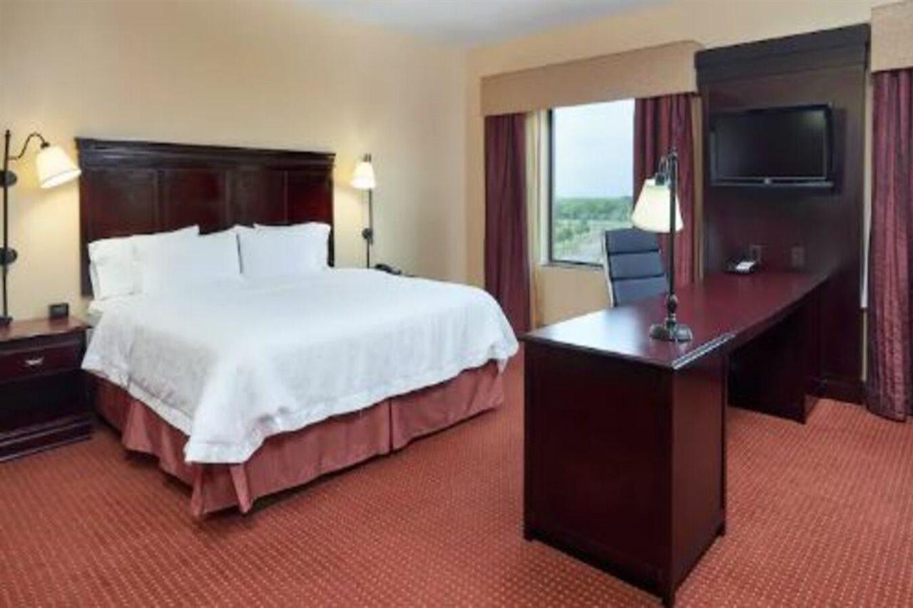 Hampton Inn & Suites Austin South Буда Экстерьер фото