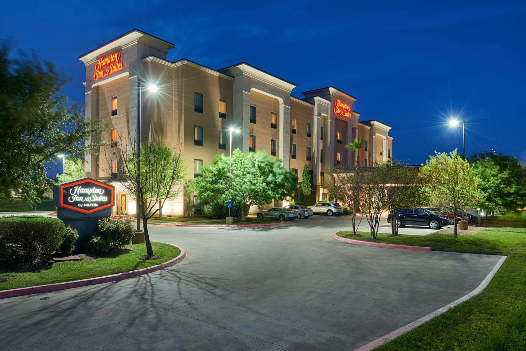 Hampton Inn & Suites Austin South Буда Экстерьер фото