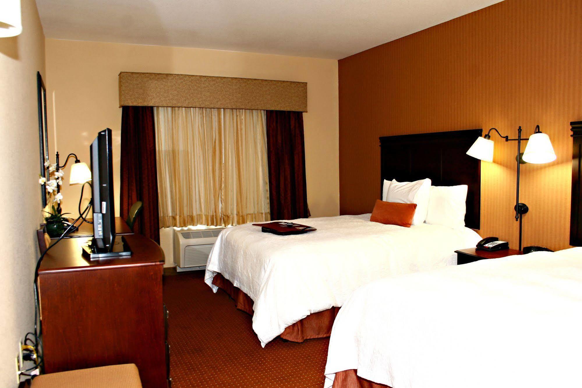 Hampton Inn & Suites Austin South Буда Экстерьер фото